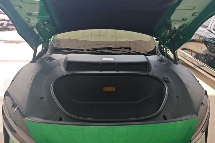 Used Xiaomi Auto YU7 2025 Ultra-Long Range Rear-Wheel Drive Version Engine Bay