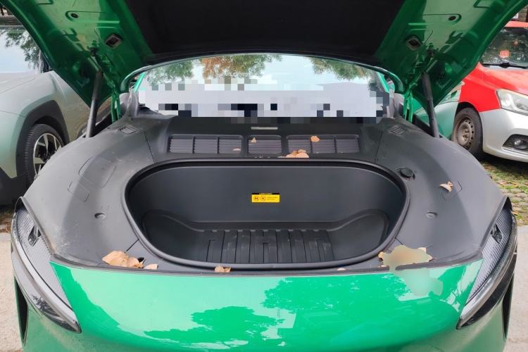 Used Xiaomi Auto YU7 2025 Ultra-Long Range High-Performance All-Wheel-Drive Max Edition Engine Bay