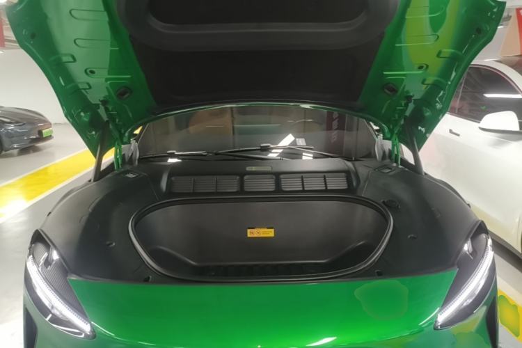 Used Xiaomi Auto YU7 2025 Ultra-Long Range High-Performance All-Wheel-Drive Max Edition Engine Bay