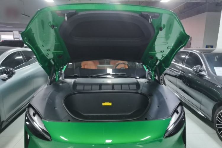 Used Xiaomi Auto YU7 2025 Ultra-Long Range High-Performance All-Wheel-Drive Max Edition Engine Bay