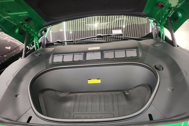 Used Xiaomi Auto YU7 2025 Ultra-Long Range Rear-Wheel Drive Version Engine Bay