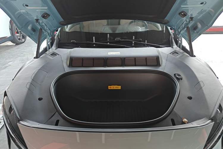 Used Xiaomi Auto YU7 2025 Ultra-Long Range All-Wheel Drive Pro Version Engine Bay