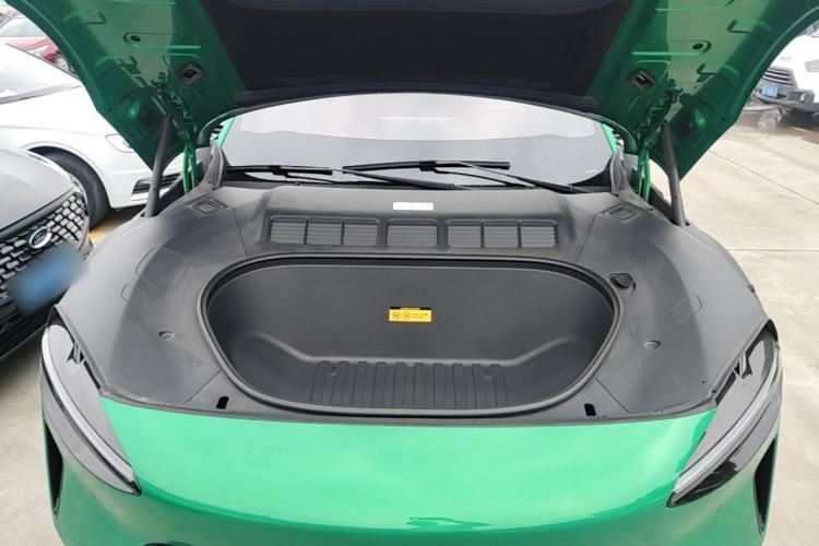 Used Xiaomi Auto YU7 2025 Ultra-Long Range High-Performance All-Wheel-Drive Max Edition Engine Bay