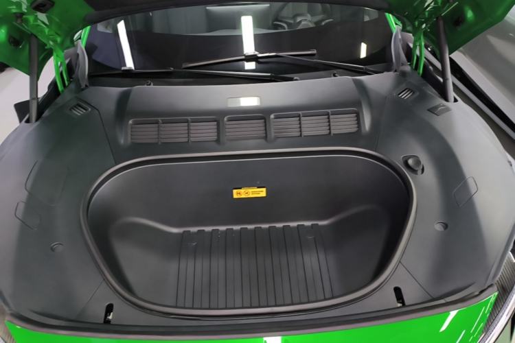 Used Xiaomi Auto YU7 2025 Ultra-Long Range Rear-Wheel Drive Version Engine Bay