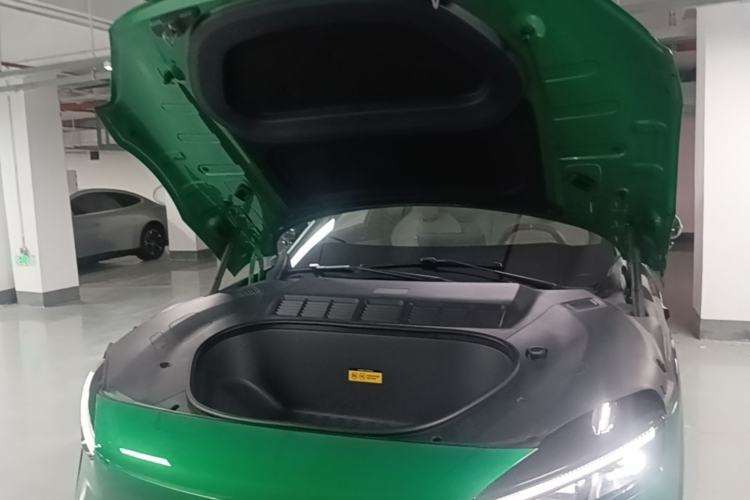 Used Xiaomi Auto YU7 2025 Ultra-Long Range High-Performance All-Wheel-Drive Max Edition Engine Bay