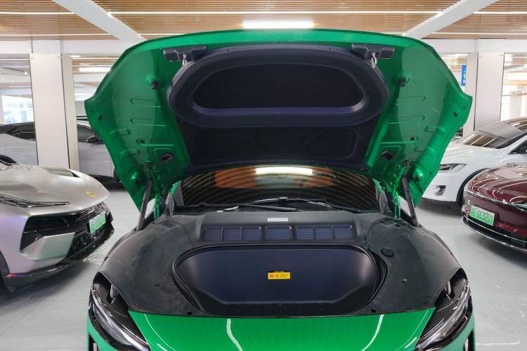 Used Xiaomi Auto YU7 2025 Ultra-Long Range High-Performance All-Wheel-Drive Max Edition Engine Bay