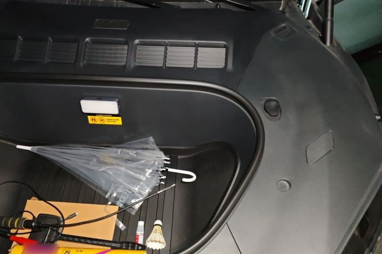Used Xiaomi Auto YU7 2025 Ultra-Long Range High-Performance All-Wheel-Drive Max Edition Engine Bay Left