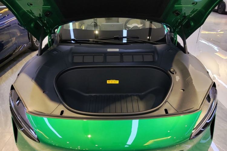 Used Xiaomi Auto YU7 2025 Ultra-Long Range Rear-Wheel Drive Version Engine Bay