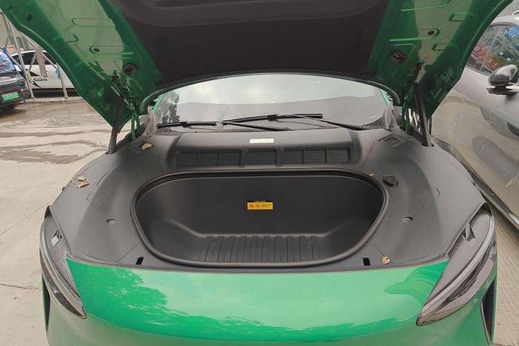 Used Xiaomi Auto YU7 2025 Ultra-Long Range Rear-Wheel Drive Version Engine Bay