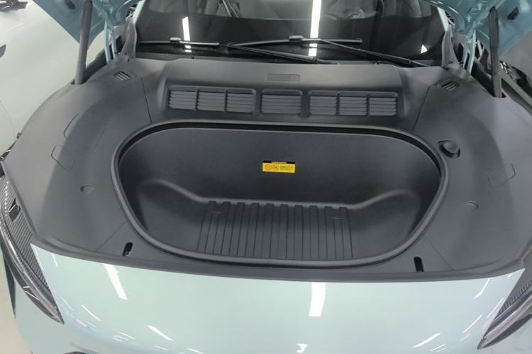 Used Xiaomi Auto YU7 2025 Ultra-Long Range Rear-Wheel Drive Version Engine Bay