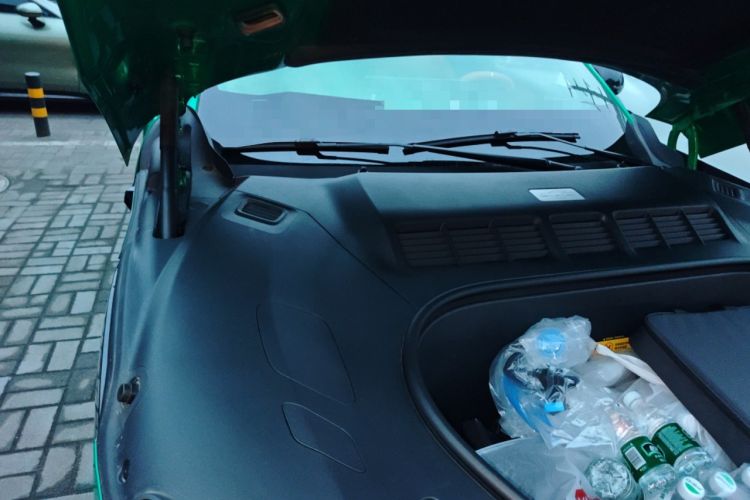 Used Xiaomi Auto YU7 2025 Ultra-Long Range All-Wheel Drive Pro Version Engine Bay Right