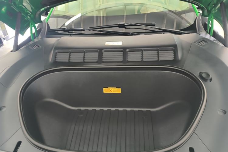 Used Xiaomi Auto YU7 2025 Ultra-Long Range High-Performance All-Wheel-Drive Max Edition Engine Bay