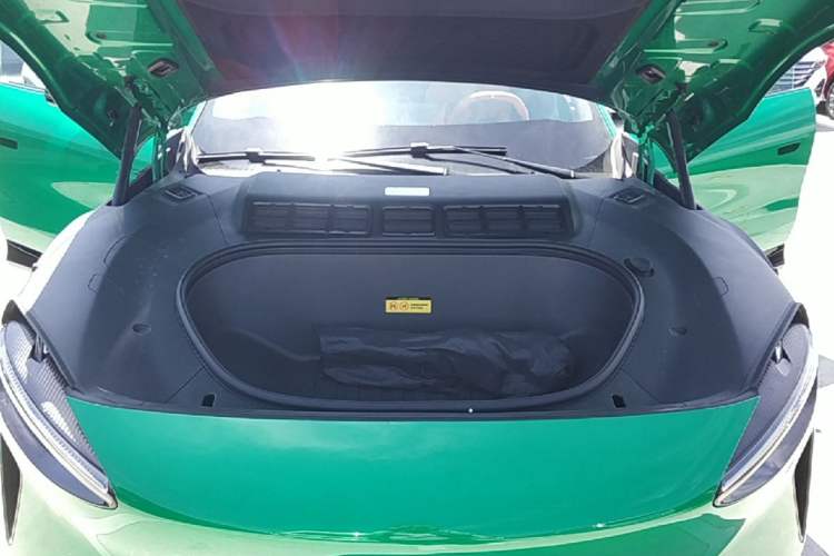 Used Xiaomi Auto YU7 2025 Ultra-Long Range Rear-Wheel Drive Version Engine Bay