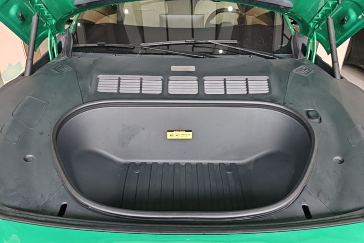 Used Xiaomi Auto YU7 2025 Ultra-Long Range High-Performance All-Wheel-Drive Max Edition Engine Bay