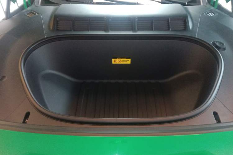 Used Xiaomi Auto YU7 2025 Ultra-Long Range Rear-Wheel Drive Version Engine Bay