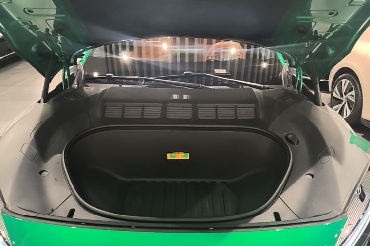 Used Xiaomi Auto YU7 2025 Ultra-Long Range Rear-Wheel Drive Version Engine Bay