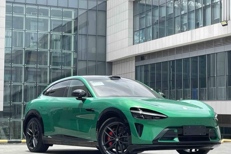 Used Xiaomi Auto YU7 2025 Ultra-Long Range High-Performance All-Wheel-Drive Max Edition Exterior 2