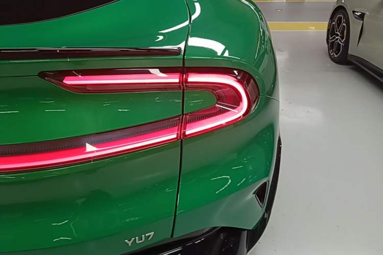 Used Xiaomi Auto YU7 2025 Ultra-Long Range Rear-Wheel Drive Version Exterior 3