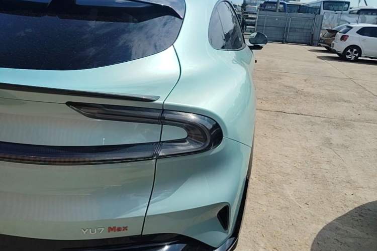 Used Xiaomi Auto YU7 2025 Ultra-Long Range Rear-Wheel Drive Version Exterior 3