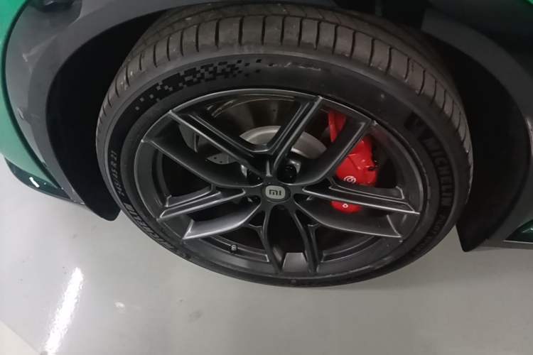 Used Xiaomi Auto YU7 2025 Ultra-Long Range High-Performance All-Wheel-Drive Max Edition Exterior 4