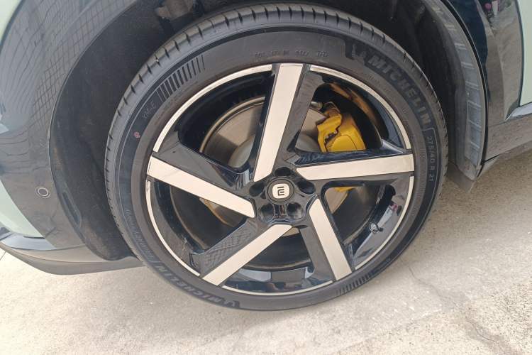 Used Xiaomi Auto YU7 2025 Ultra-Long Range Rear-Wheel Drive Version Exterior 5