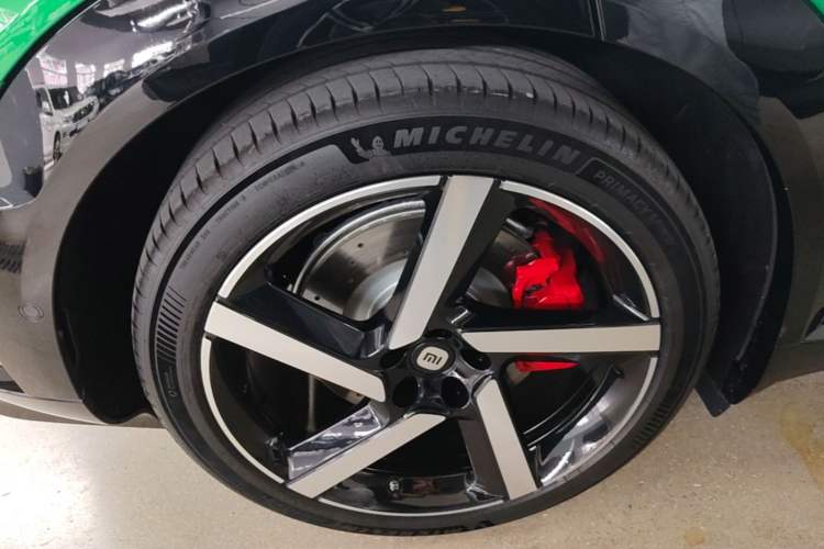 Used Xiaomi Auto YU7 2025 Ultra-Long Range High-Performance All-Wheel-Drive Max Edition Exterior 5