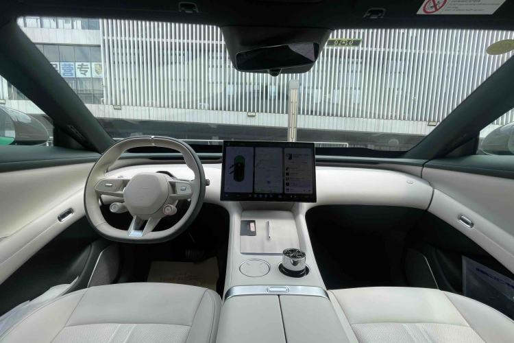 Used Xiaomi Auto YU7 2025 Ultra-Long Range Rear-Wheel Drive Version Exterior 9