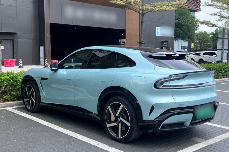 Used Xiaomi Auto YU7 2025 Ultra-Long Range High-Performance All-Wheel-Drive Max Edition Exterior 9