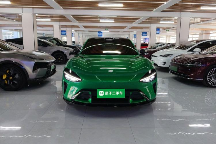 Used Xiaomi Auto YU7 2025 Ultra-Long Range High-Performance All-Wheel-Drive Max Edition Front