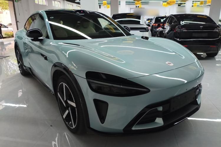 Used Xiaomi Auto YU7 2025 Ultra-Long Range High-Performance All-Wheel-Drive Max Edition Front Right 45 Deg