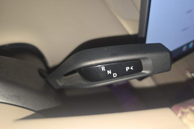 Used Xiaomi Auto YU7 2025 Ultra-Long Range All-Wheel Drive Pro Version Gear Lever