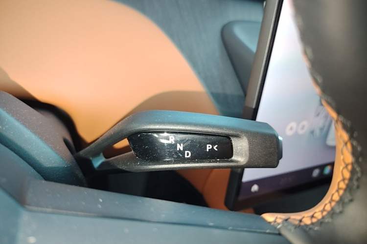 Used Xiaomi Auto YU7 2025 Ultra-Long Range All-Wheel Drive Pro Version Gear Lever