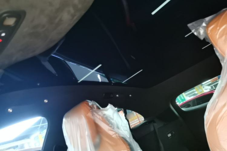 Used Xiaomi Auto YU7 2025 Ultra-Long Range High-Performance All-Wheel-Drive Max Edition Headliner