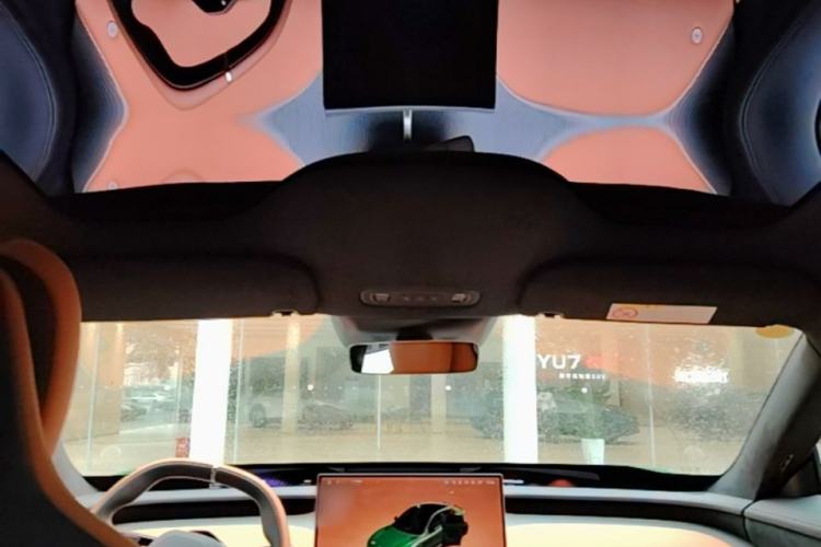 Used Xiaomi Auto YU7 2025 Ultra-Long Range High-Performance All-Wheel-Drive Max Edition Headliner