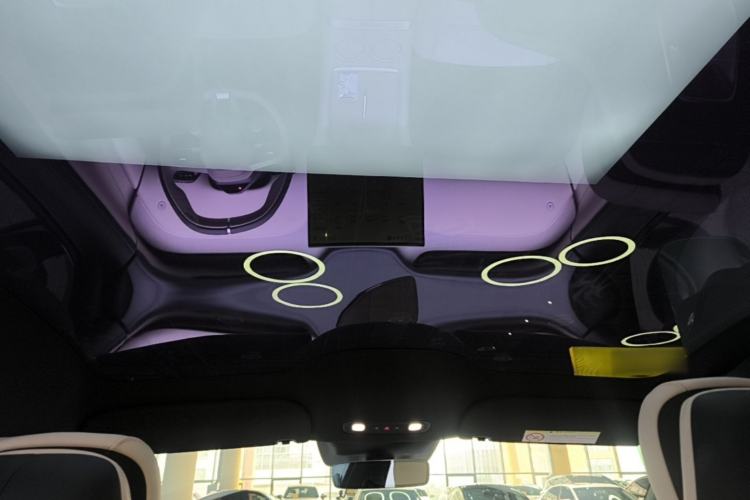 Used Xiaomi Auto YU7 2025 Ultra-Long Range All-Wheel Drive Pro Version Headliner