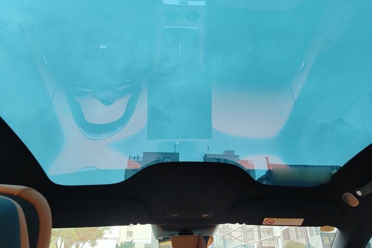 Used Xiaomi Auto YU7 2025 Ultra-Long Range High-Performance All-Wheel-Drive Max Edition Headliner