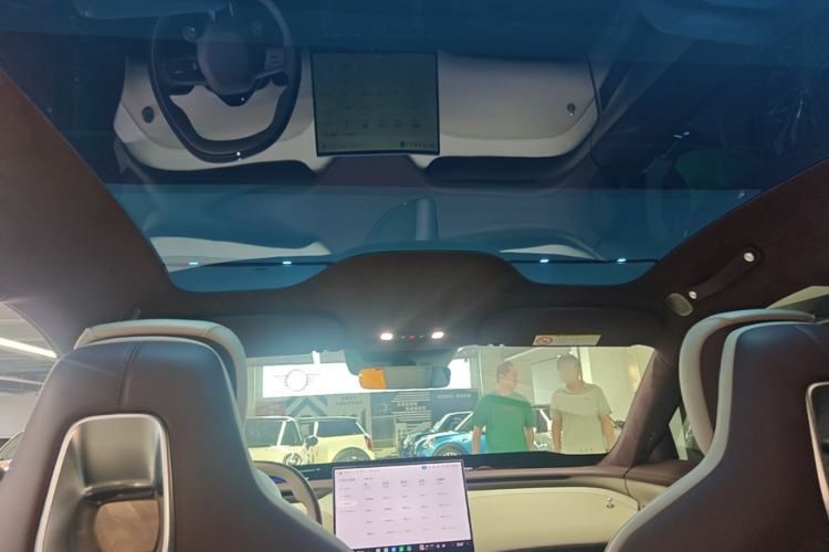 Used Xiaomi Auto YU7 2025 Ultra-Long Range High-Performance All-Wheel-Drive Max Edition Headliner