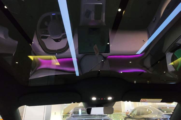 Used Xiaomi Auto YU7 2025 Ultra-Long Range Rear-Wheel Drive Version Headliner