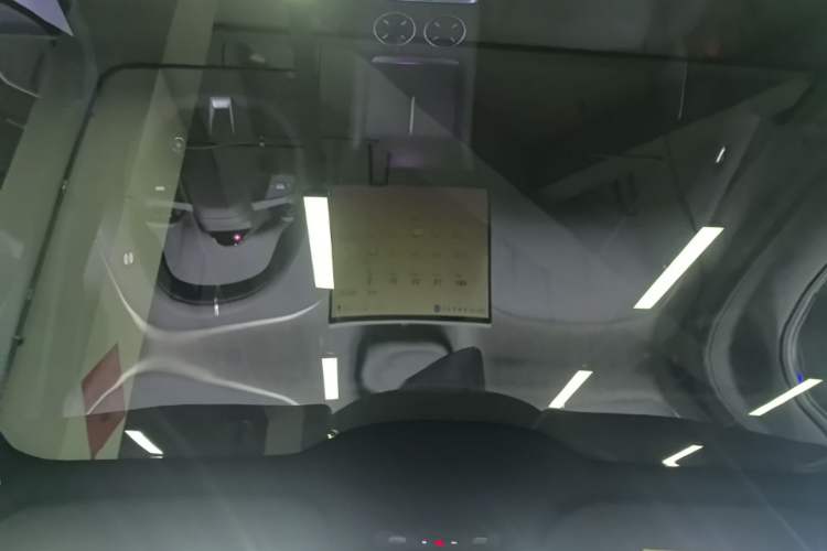 Used Xiaomi Auto YU7 2025 Ultra-Long Range Rear-Wheel Drive Version Headliner