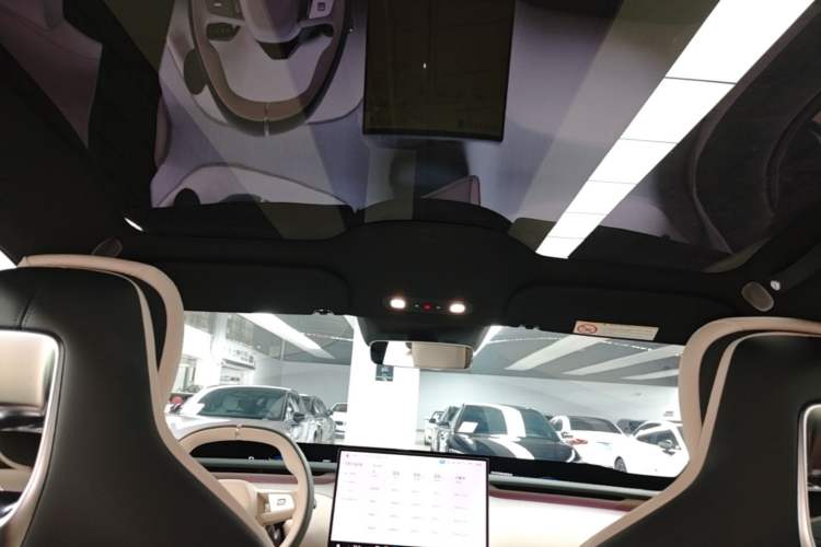 Used Xiaomi Auto YU7 2025 Ultra-Long Range Rear-Wheel Drive Version Headliner