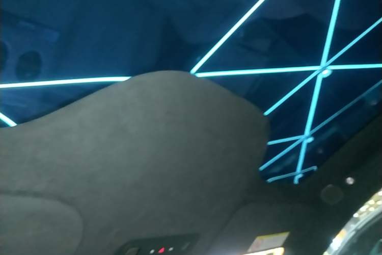 Used Xiaomi Auto YU7 2025 Ultra-Long Range High-Performance All-Wheel-Drive Max Edition Headliner