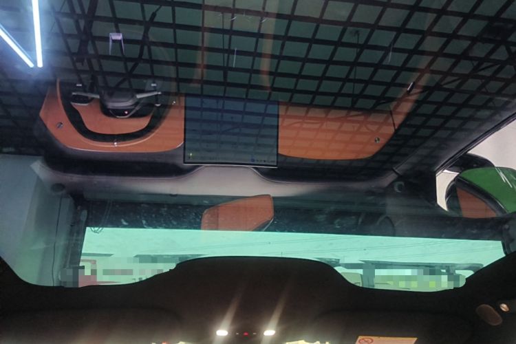 Used Xiaomi Auto YU7 2025 Ultra-Long Range High-Performance All-Wheel-Drive Max Edition Headliner