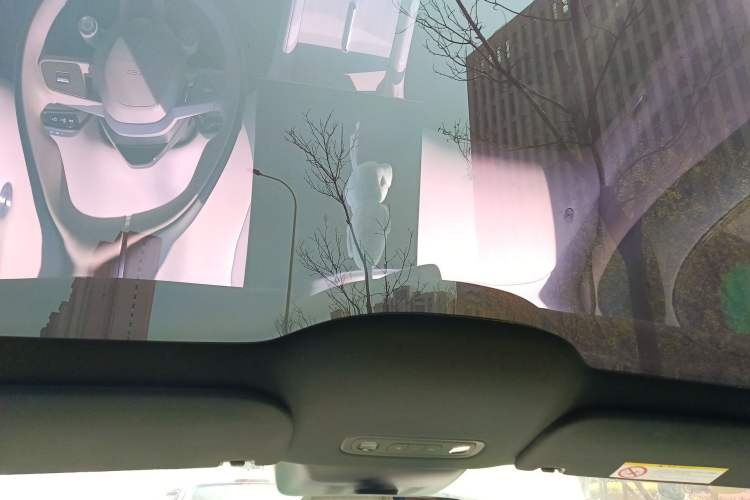 Used Xiaomi Auto YU7 2025 Ultra-Long Range Rear-Wheel Drive Version Headliner