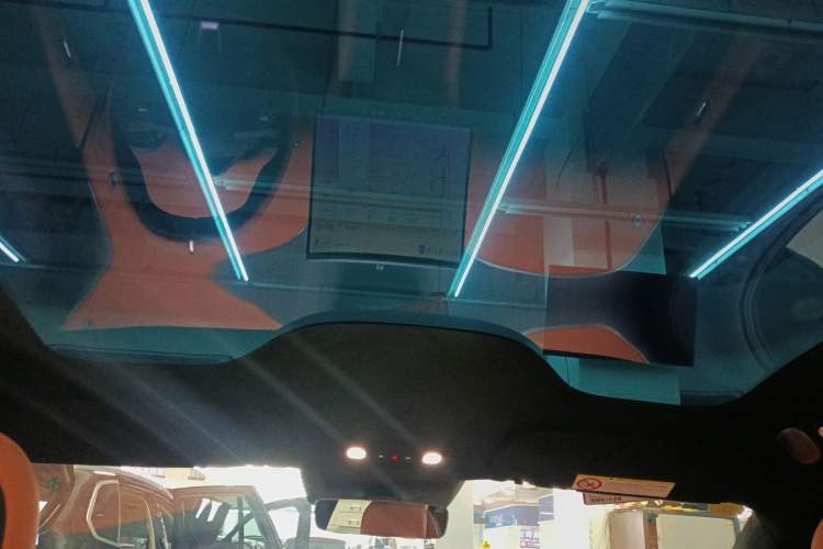 Used Xiaomi Auto YU7 2025 Ultra-Long Range High-Performance All-Wheel-Drive Max Edition Headliner