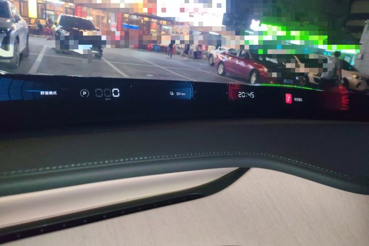 Used Xiaomi Auto YU7 2025 Ultra-Long Range High-Performance All-Wheel-Drive Max Edition Instrument Cluster