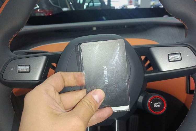 Used Xiaomi Auto YU7 2025 Ultra-Long Range High-Performance All-Wheel-Drive Max Edition Interior 1