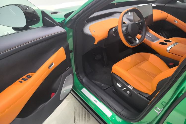 Used Xiaomi Auto YU7 2025 Ultra-Long Range Rear-Wheel Drive Version Interior 2