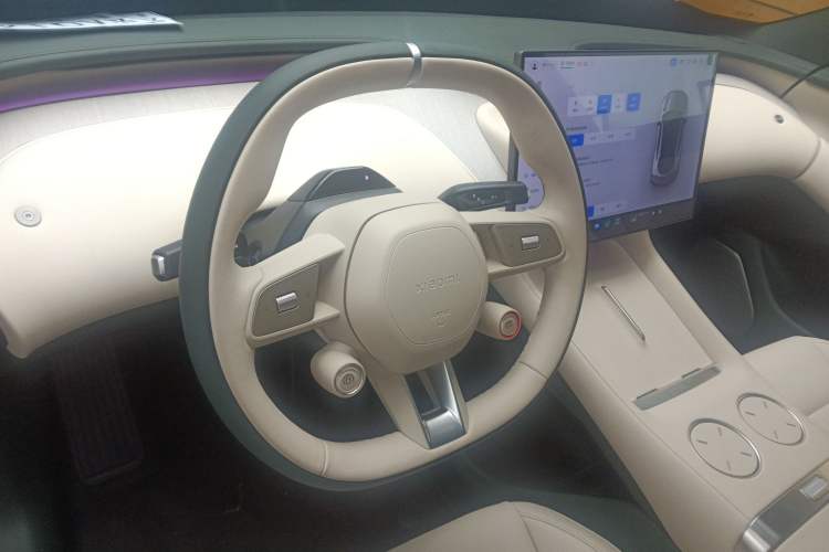 Used Xiaomi Auto YU7 2025 Ultra-Long Range Rear-Wheel Drive Version Interior 2