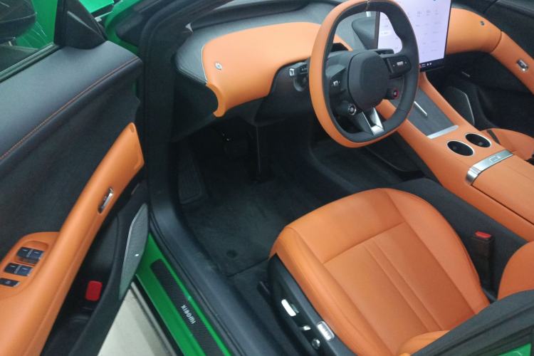 Used Xiaomi Auto YU7 2025 Ultra-Long Range High-Performance All-Wheel-Drive Max Edition Interior 3