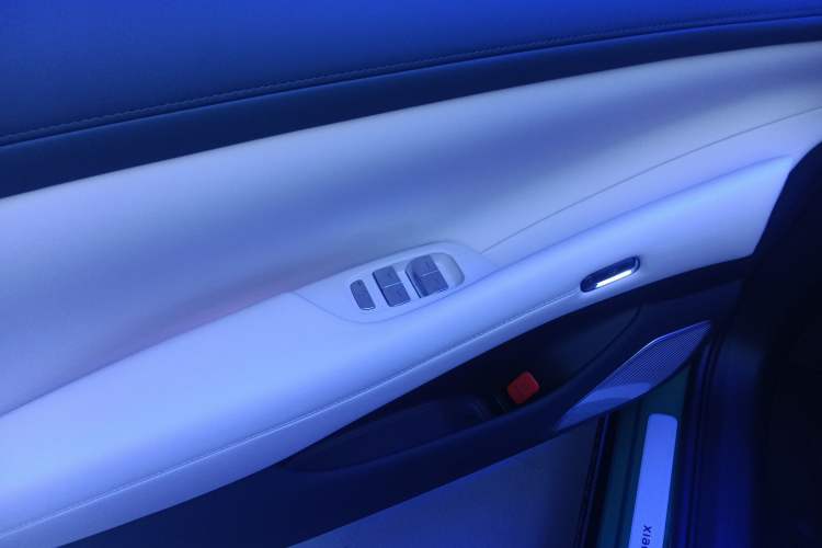 Used Xiaomi Auto YU7 2025 Ultra-Long Range Rear-Wheel Drive Version Interior 7